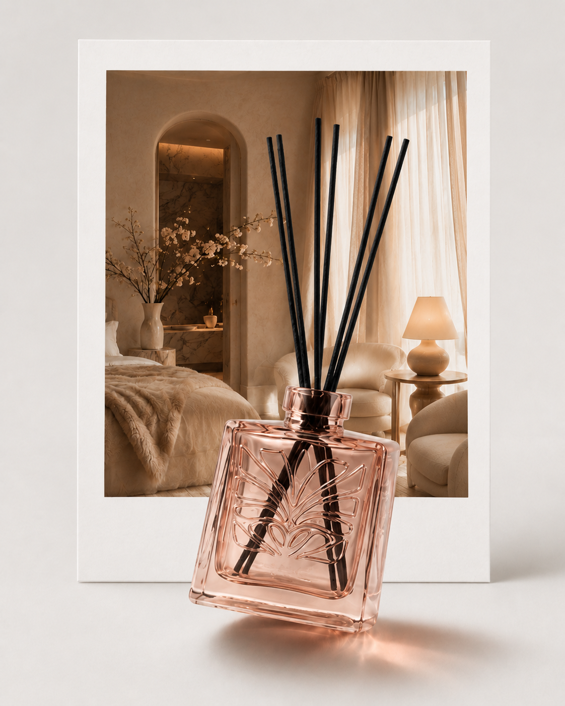 LUNEVA Tea Garden Decorative Reed Diffuser